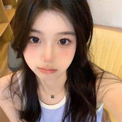 萌子美 虽然她有点怪